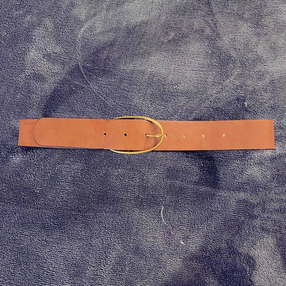 Tan and gold belt